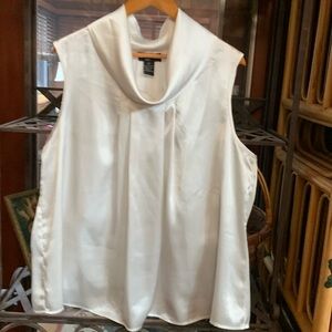 Sleeveless white shirt